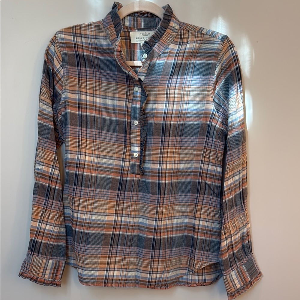 Trovata Blue and Coral Plaid light flannel Button-Up Shirt - never worn
